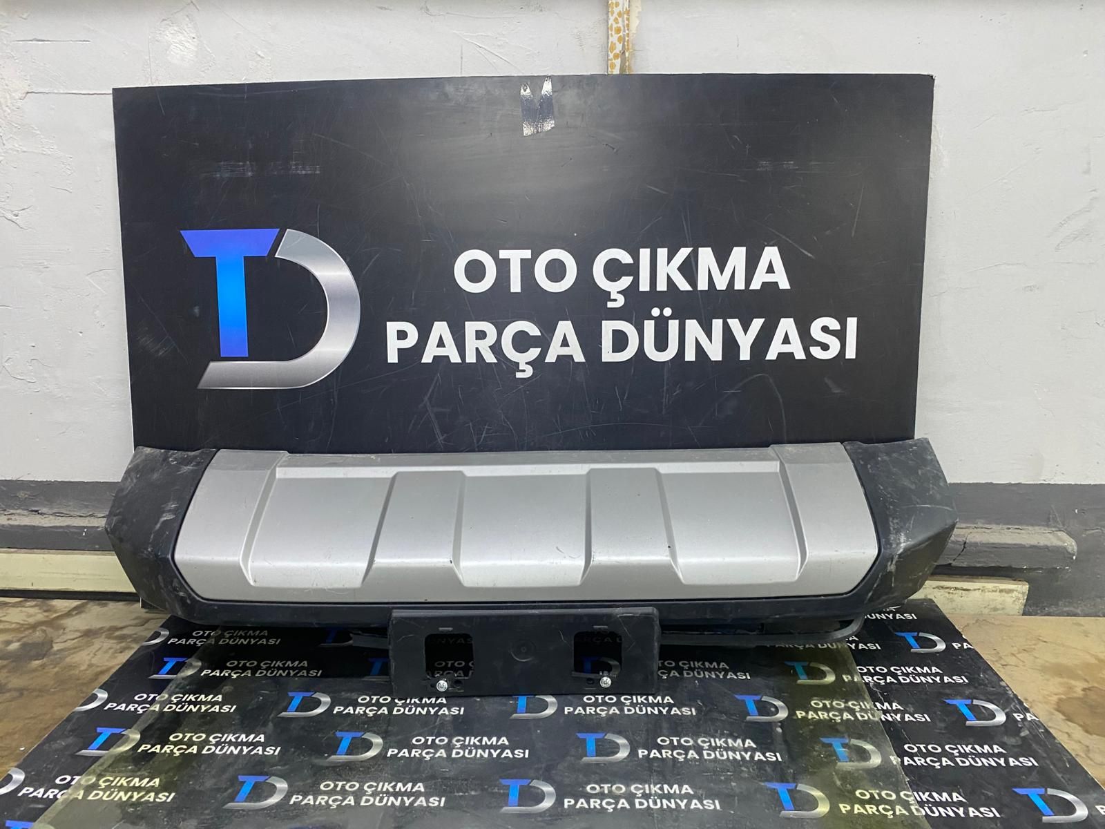 TOYOTA H�LUX �N TAMPON ALT PAR�ASI  [2020-2025]